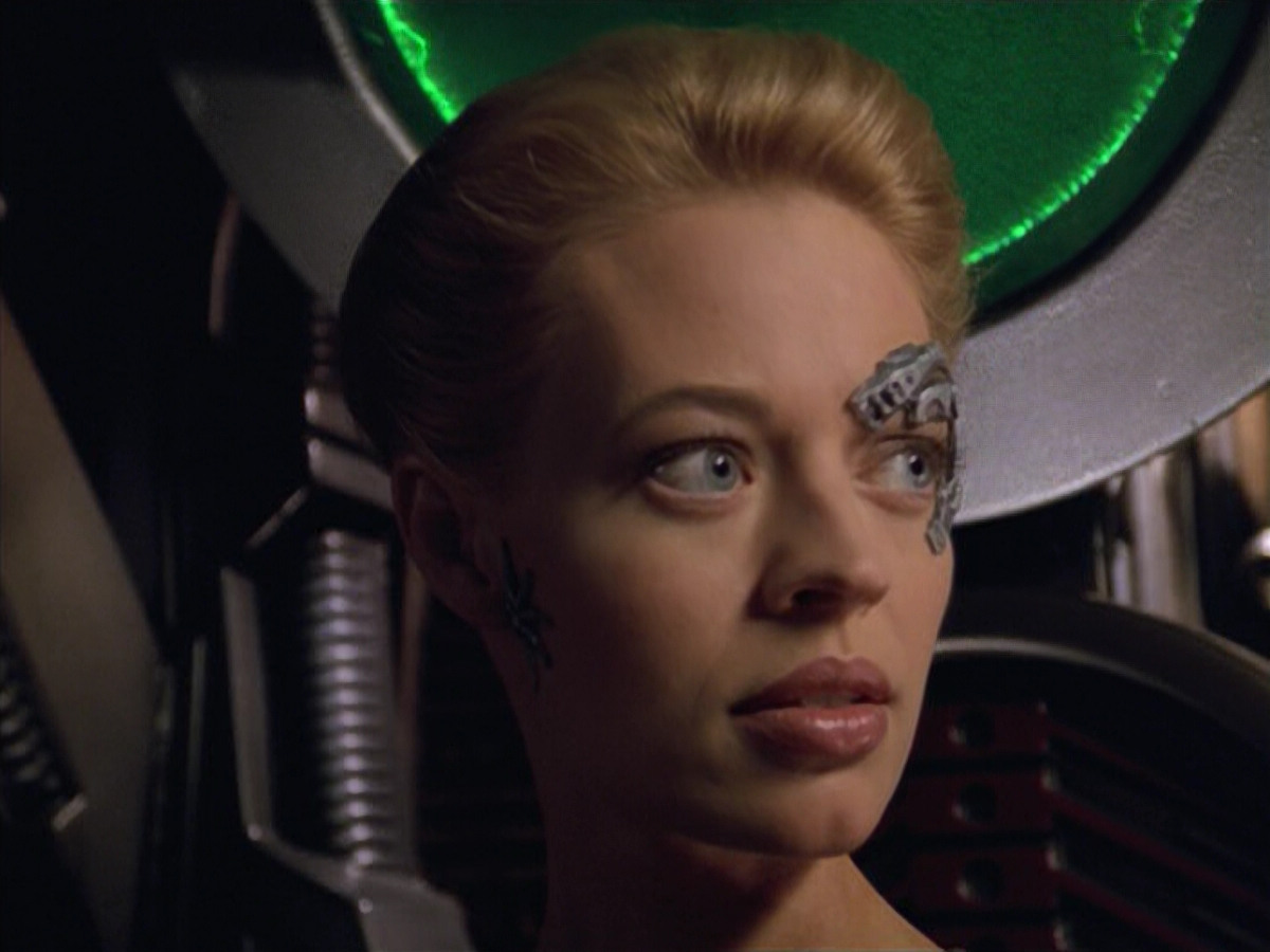 extant_StarTrek_VOY_5x02-Drone_02786.jpg