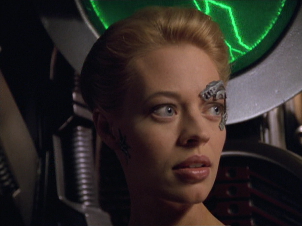 extant_StarTrek_VOY_5x02-Drone_02789.jpg
