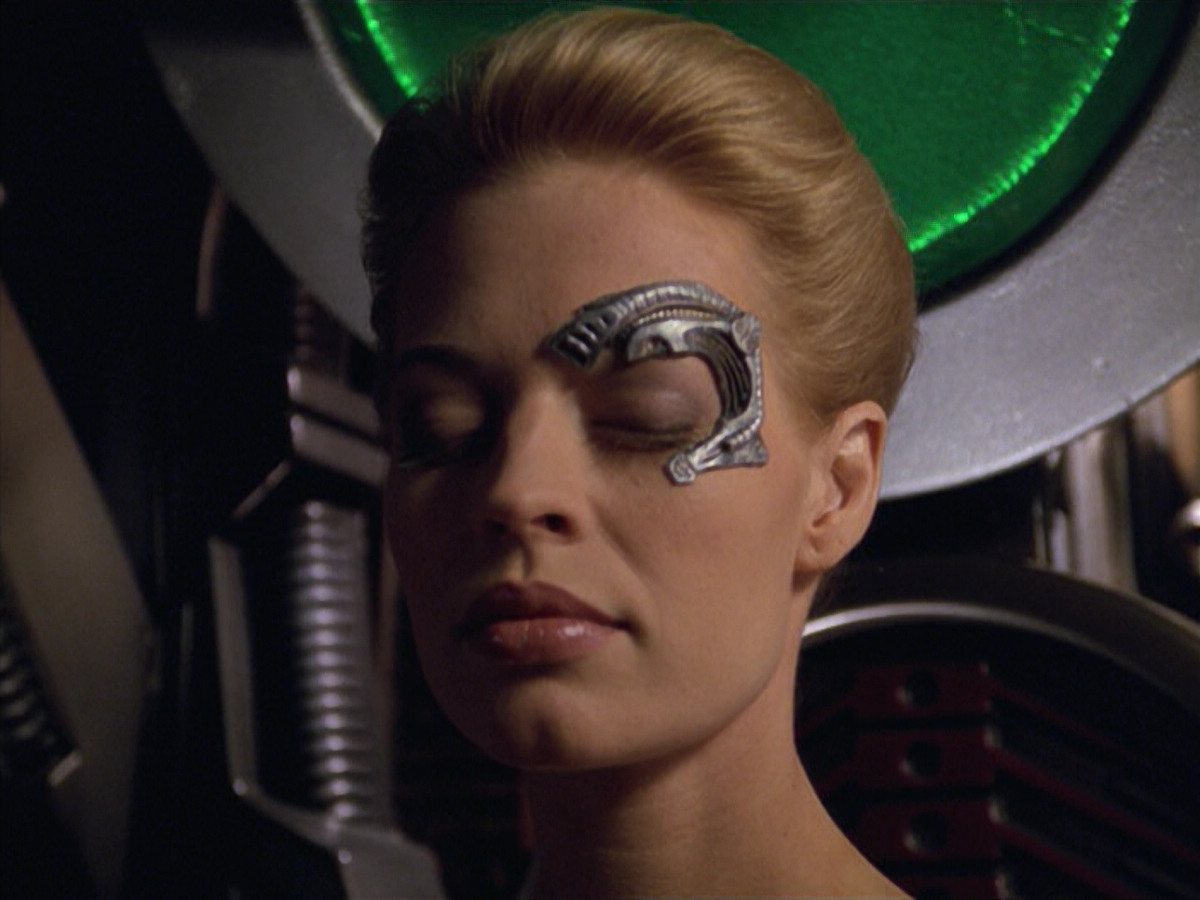 extant_StarTrek_VOY_5x02-Drone_02800.jpg