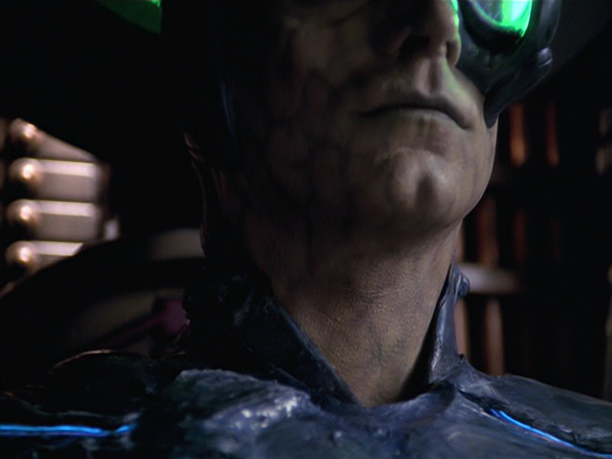 extant_StarTrek_VOY_5x02-Drone_02807.jpg