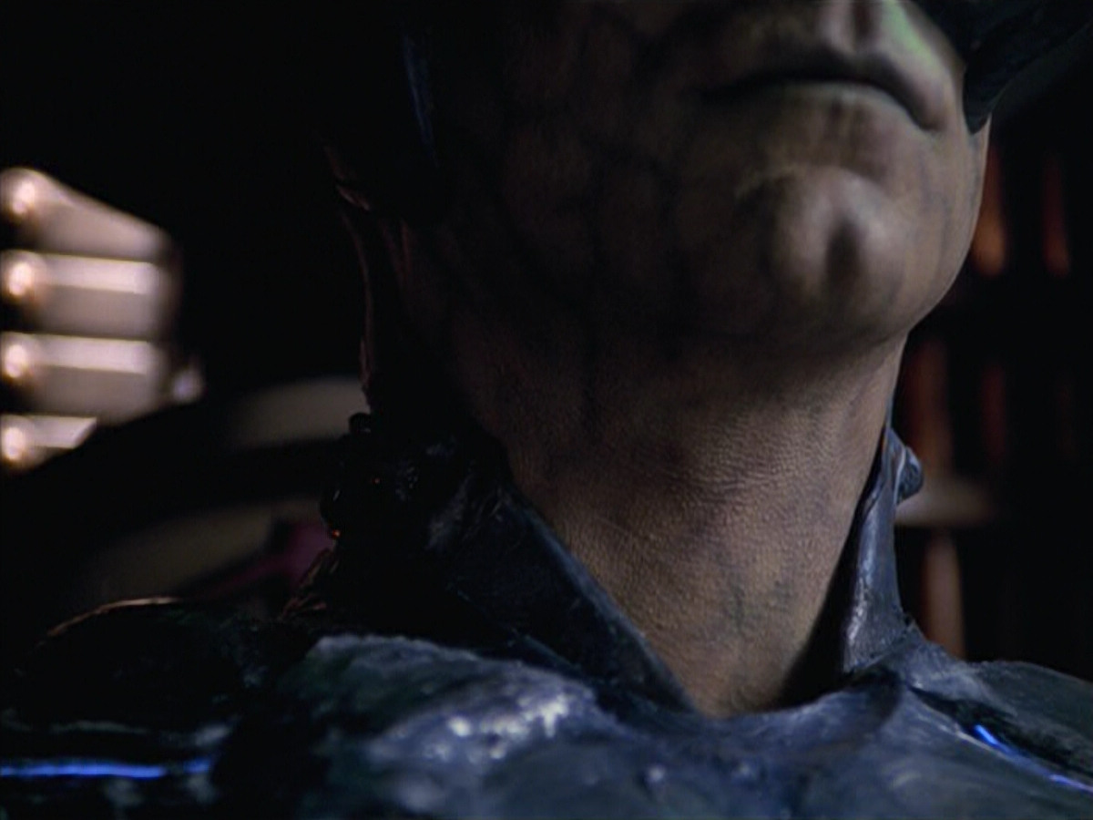 extant_StarTrek_VOY_5x02-Drone_02811.jpg