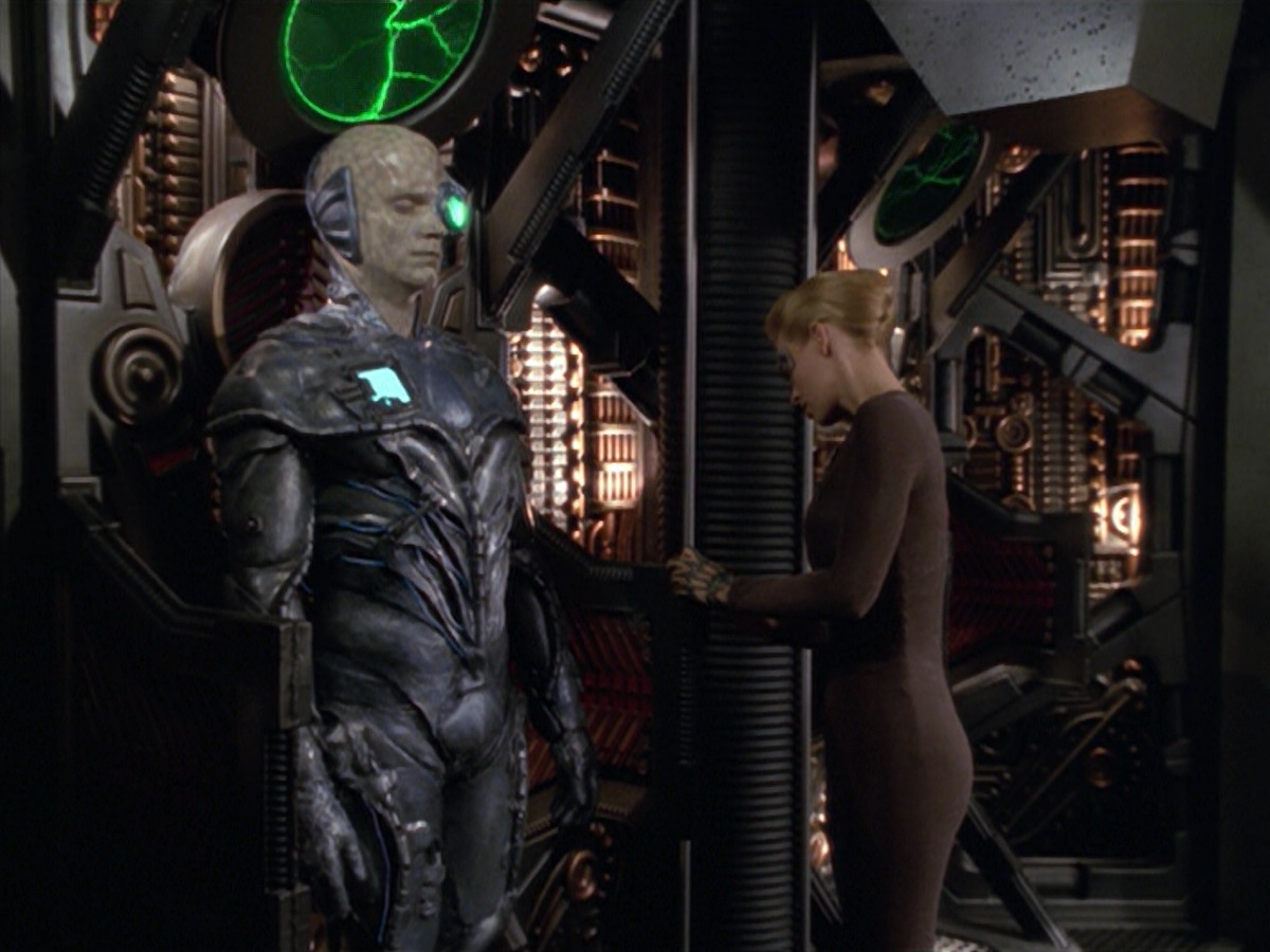 extant_StarTrek_VOY_5x02-Drone_02872.jpg
