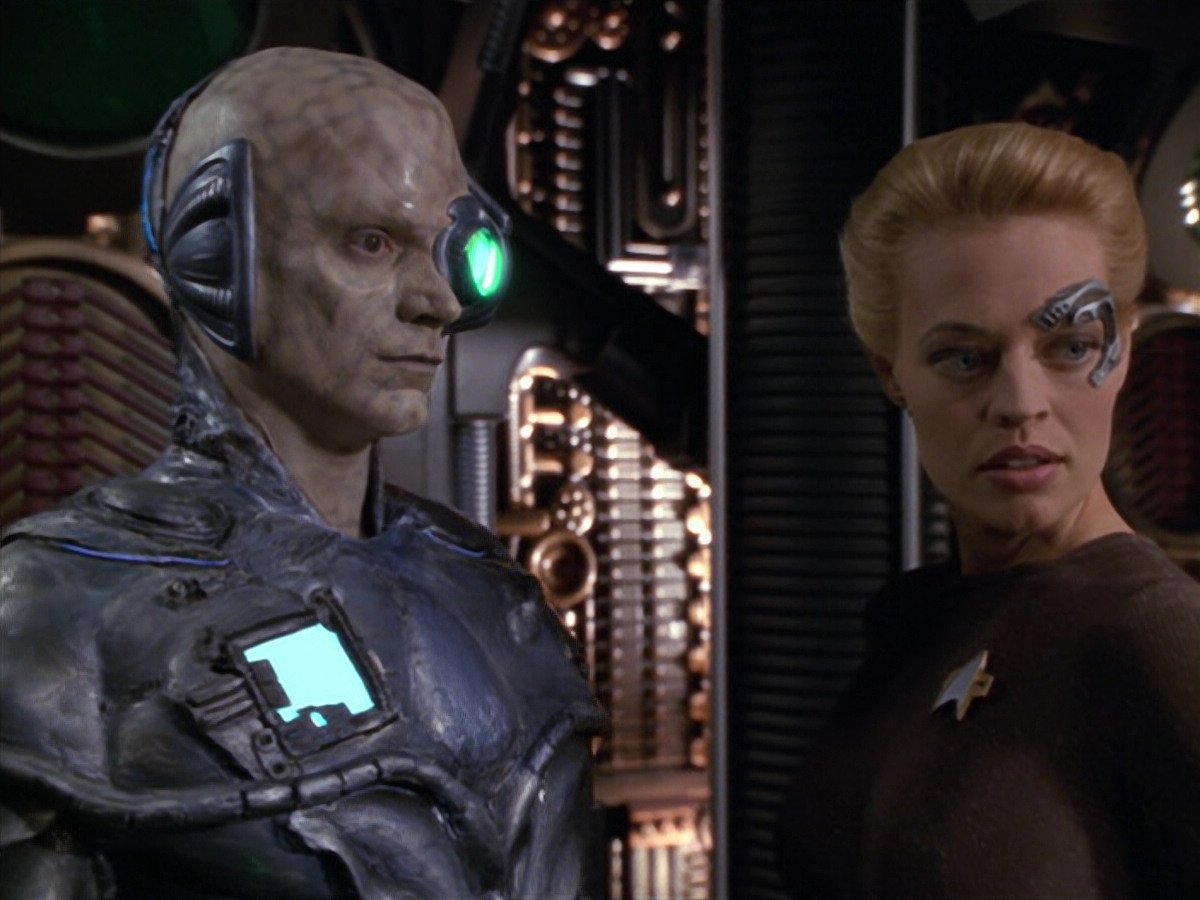 extant_StarTrek_VOY_5x02-Drone_02910.jpg