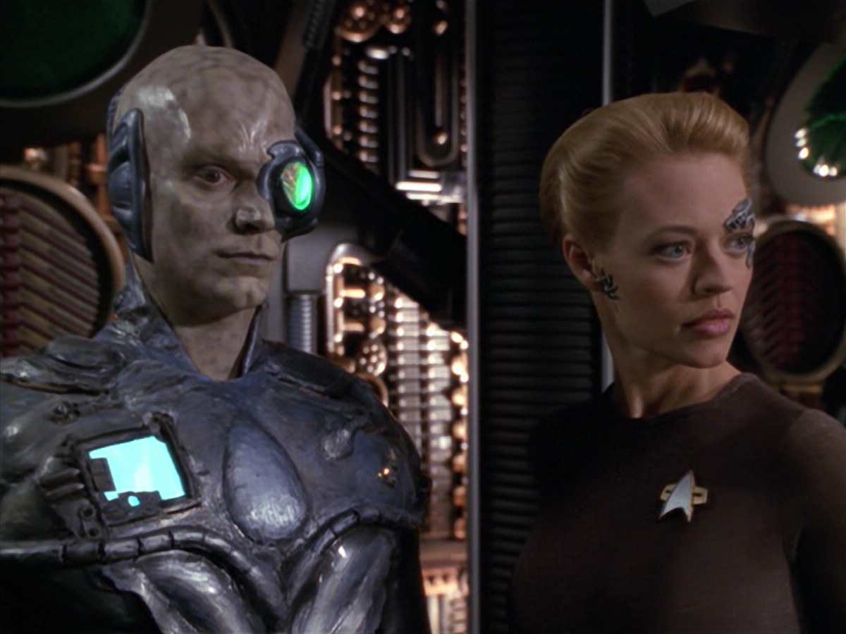 extant_StarTrek_VOY_5x02-Drone_02913.jpg