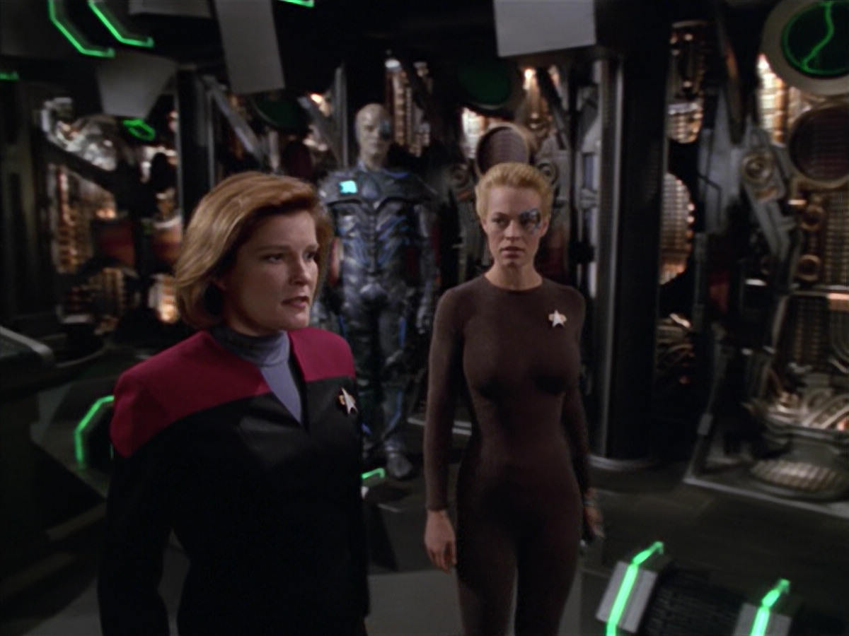 extant_StarTrek_VOY_5x02-Drone_02946.jpg