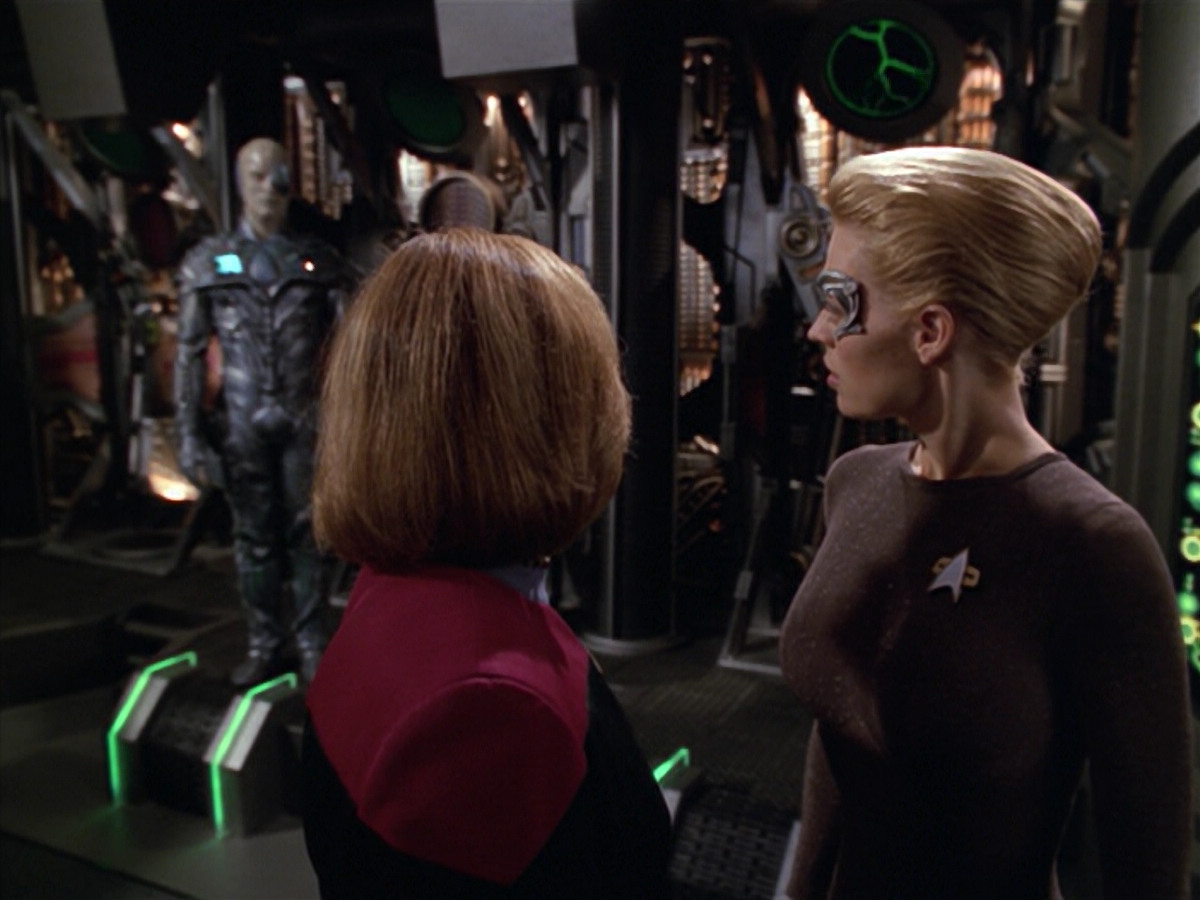 extant_StarTrek_VOY_5x02-Drone_02953.jpg