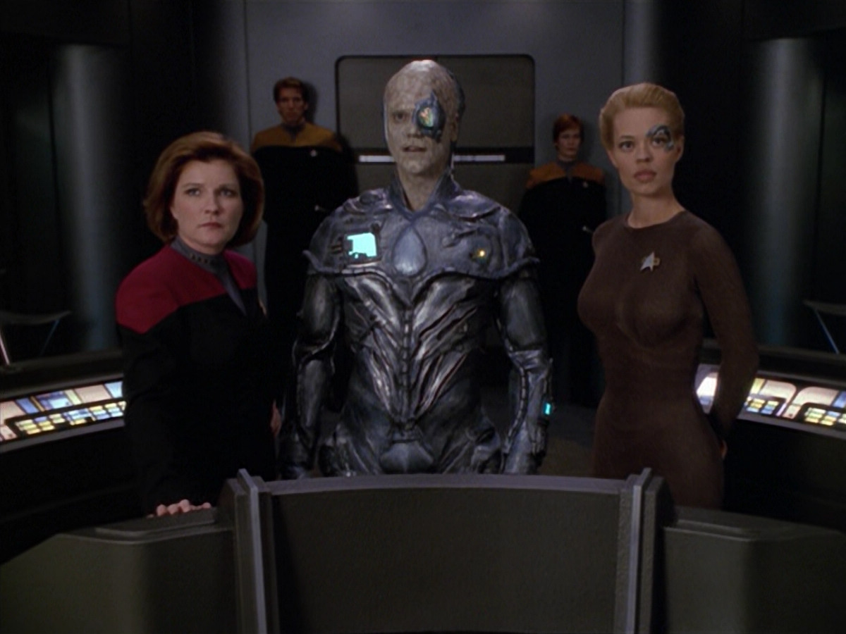extant_StarTrek_VOY_5x02-Drone_02968.jpg