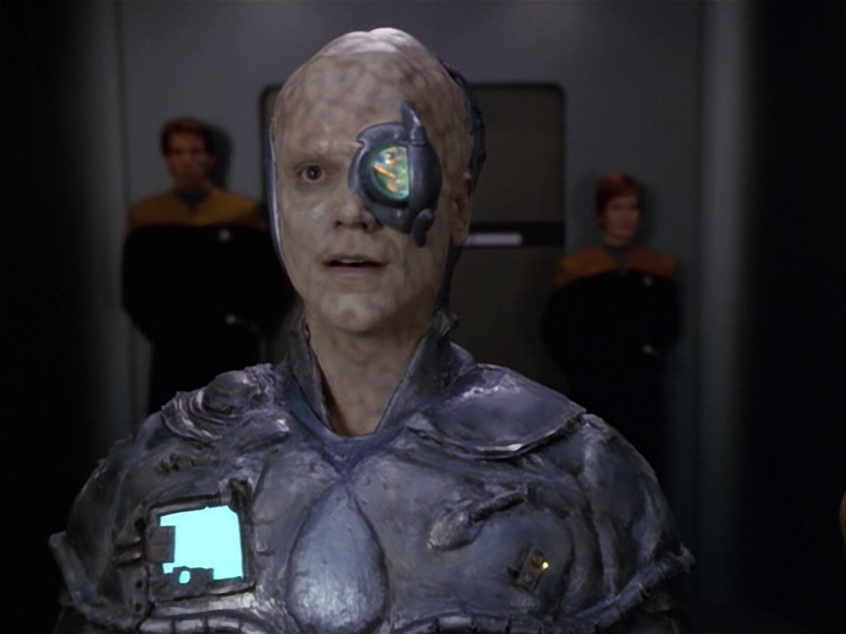 extant_StarTrek_VOY_5x02-Drone_02989.jpg