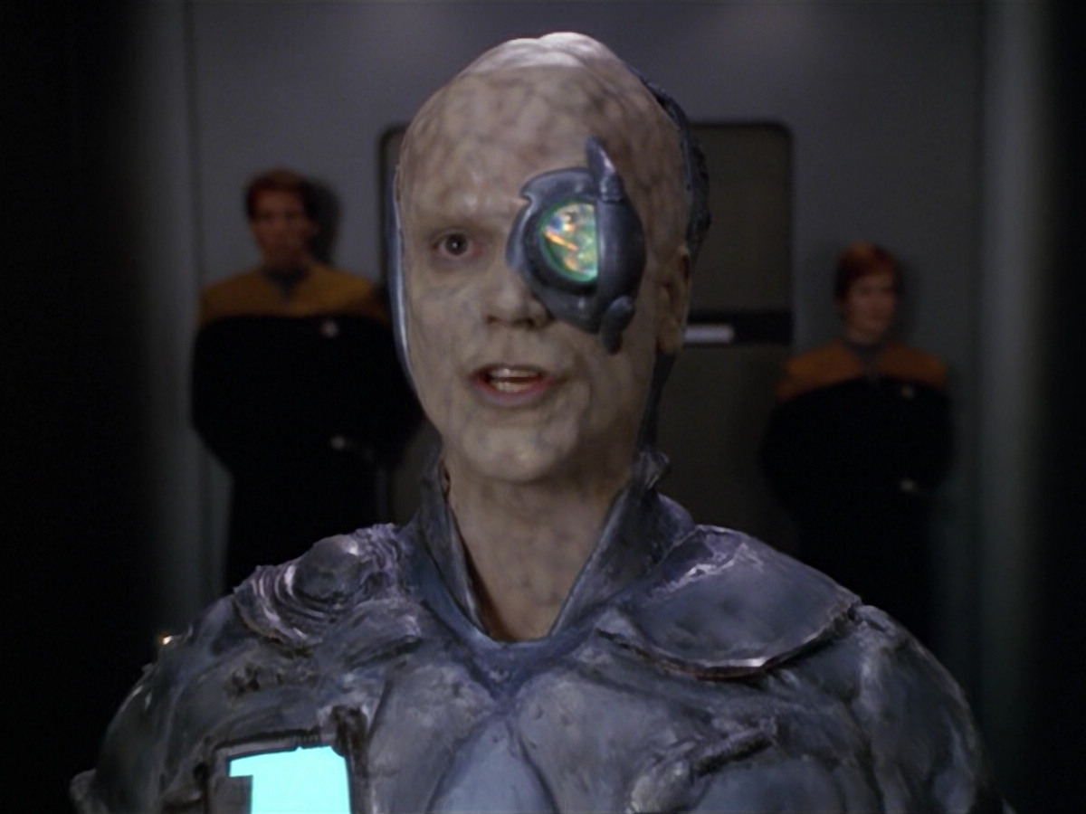 extant_StarTrek_VOY_5x02-Drone_02991.jpg
