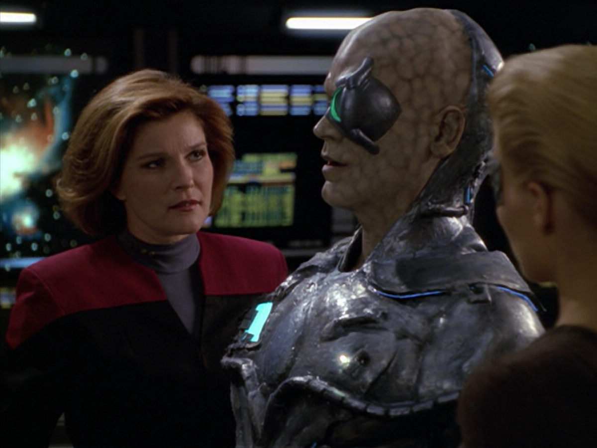 extant_StarTrek_VOY_5x02-Drone_02996.jpg