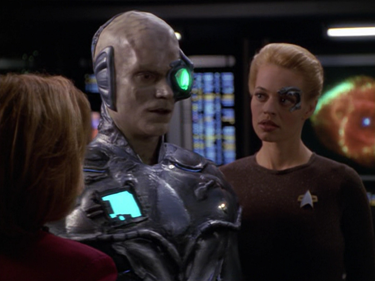 extant_StarTrek_VOY_5x02-Drone_03005.jpg