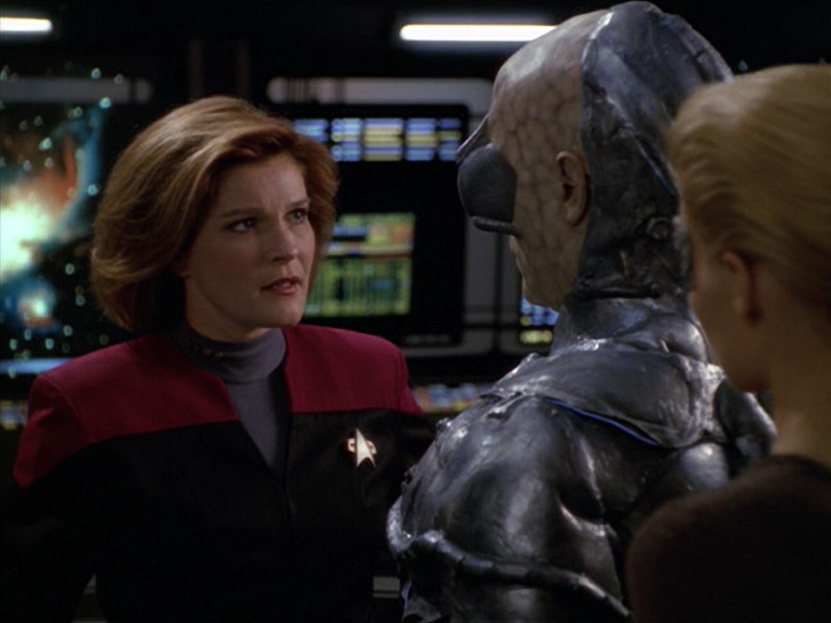 extant_StarTrek_VOY_5x02-Drone_03010.jpg