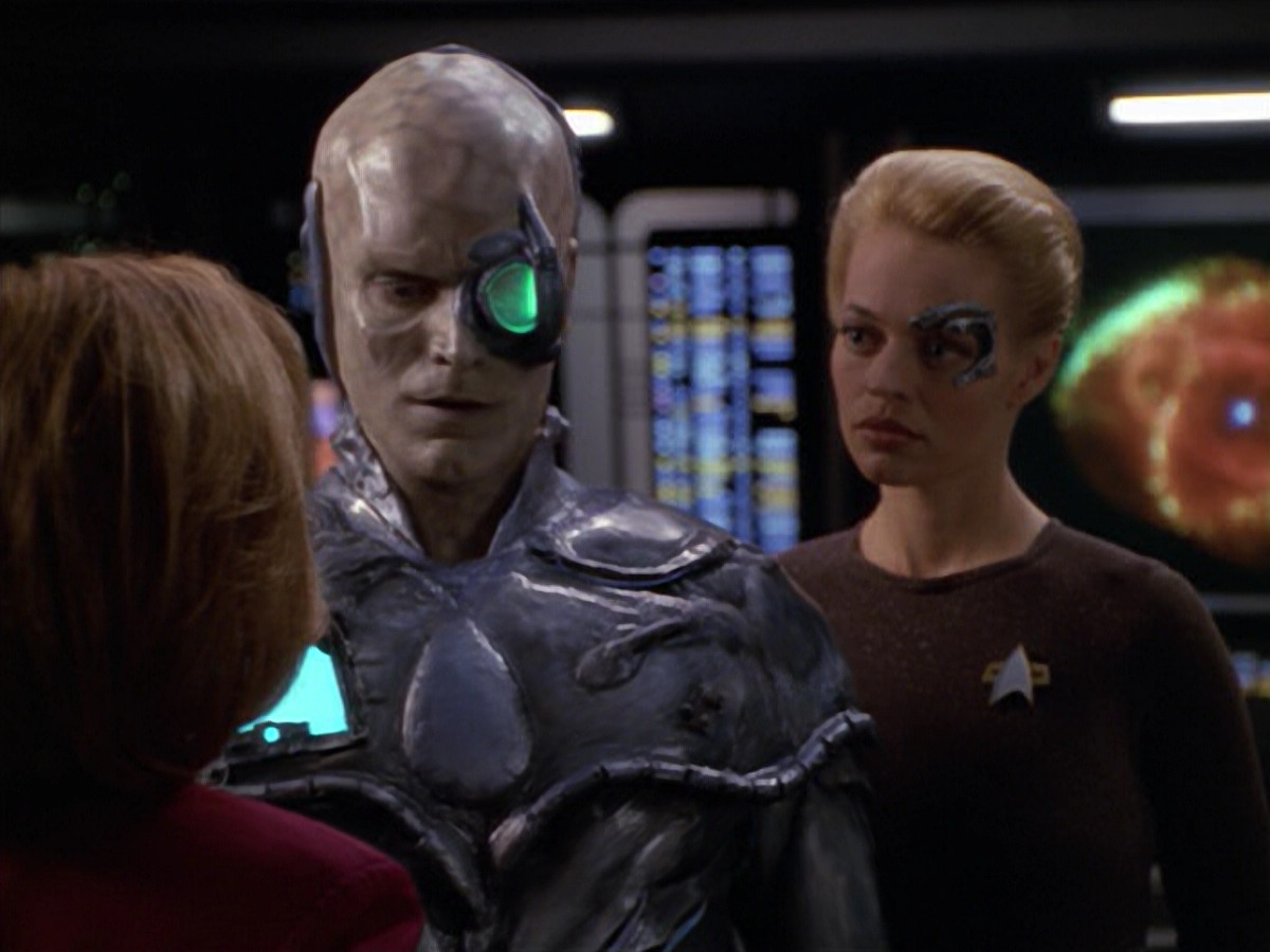 extant_StarTrek_VOY_5x02-Drone_03022.jpg