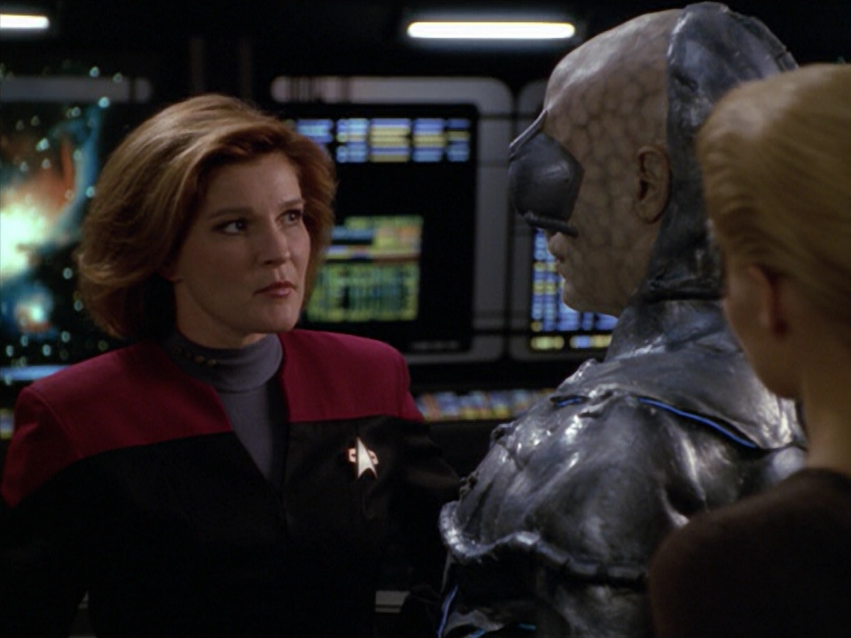extant_StarTrek_VOY_5x02-Drone_03057.jpg