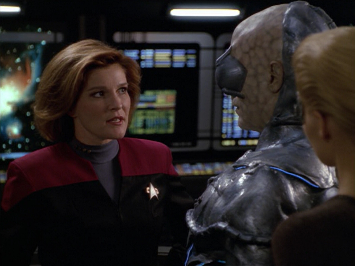 extant_StarTrek_VOY_5x02-Drone_03058.jpg