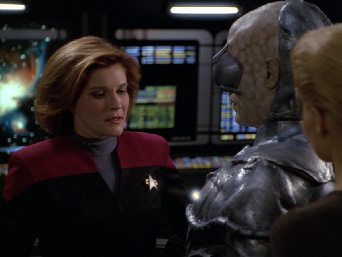 extant_StarTrek_VOY_5x02-Drone_03063.jpg