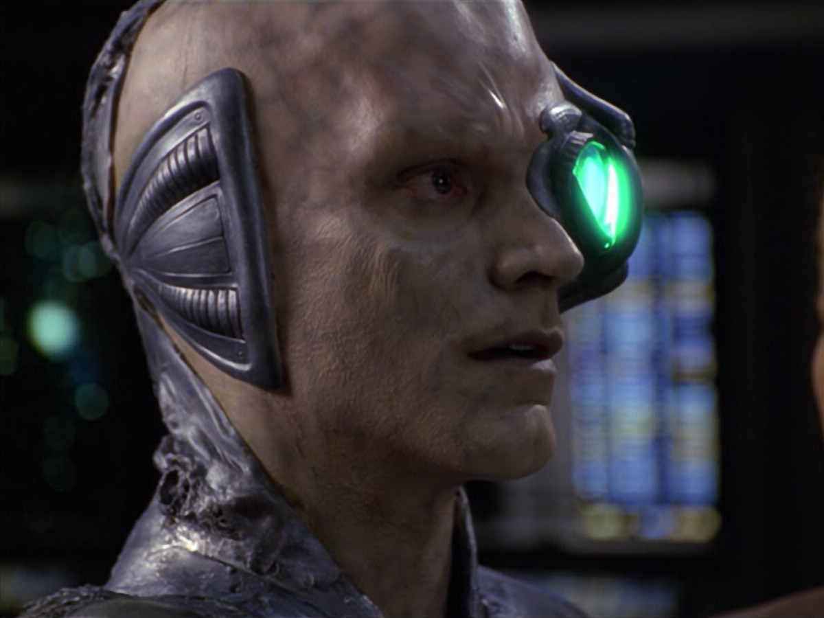 extant_StarTrek_VOY_5x02-Drone_03123.jpg