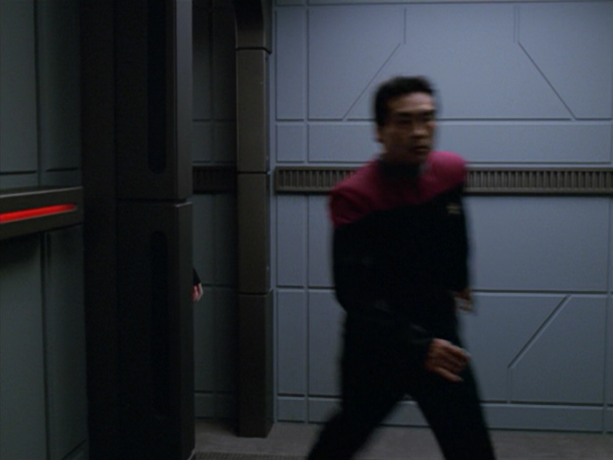 extant_StarTrek_VOY_5x02-Drone_03135.jpg