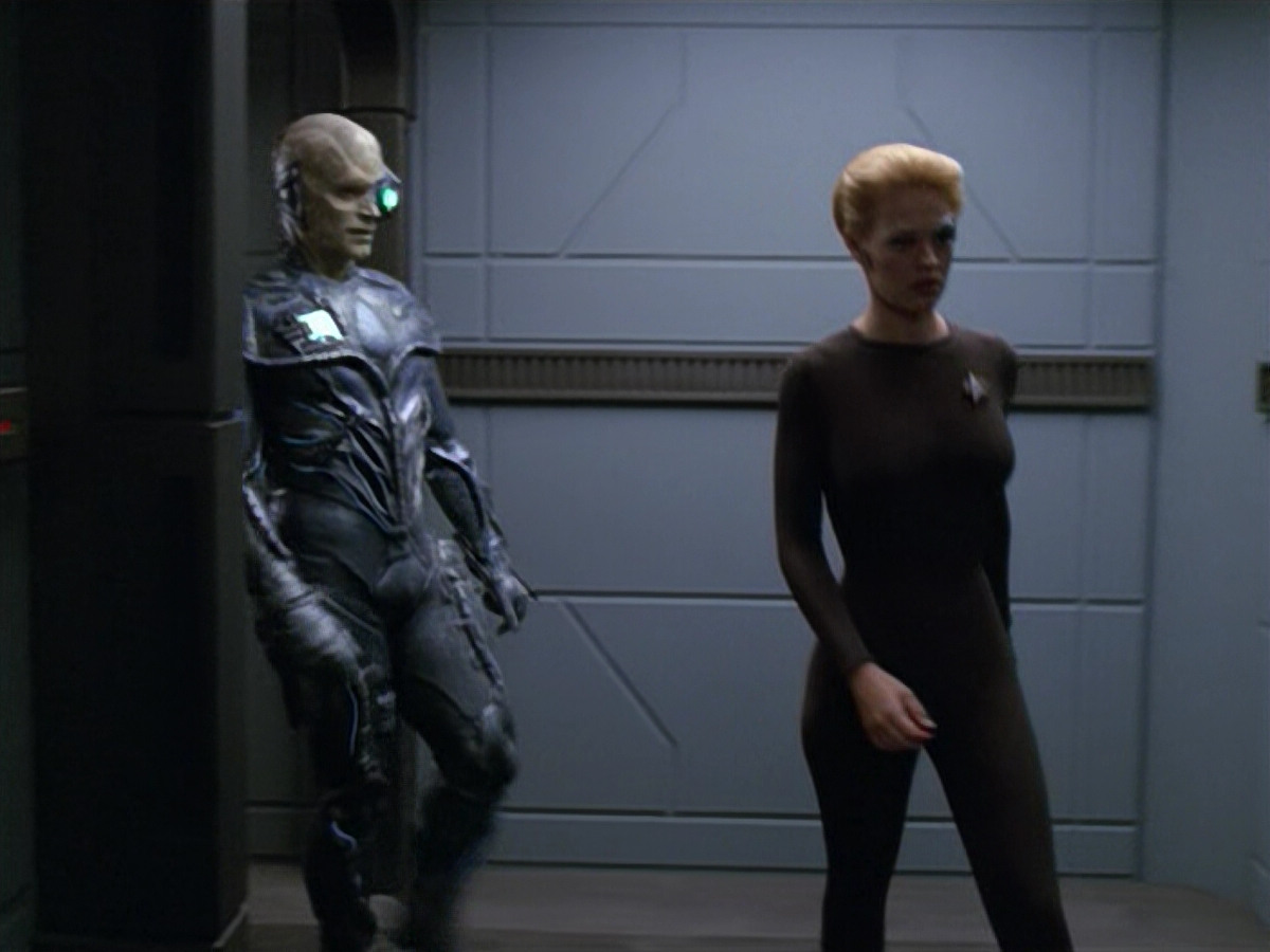 extant_StarTrek_VOY_5x02-Drone_03139.jpg