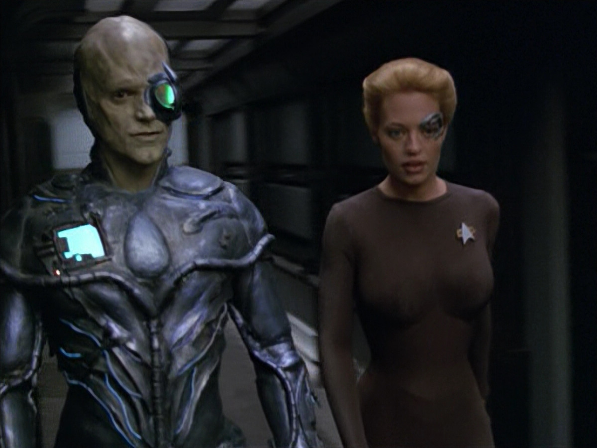 extant_StarTrek_VOY_5x02-Drone_03151.jpg