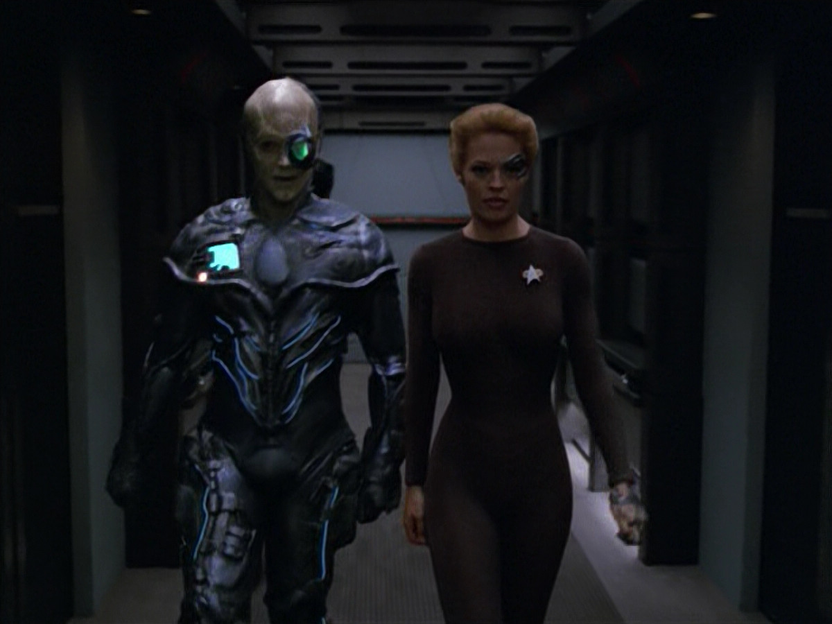 extant_StarTrek_VOY_5x02-Drone_03171.jpg
