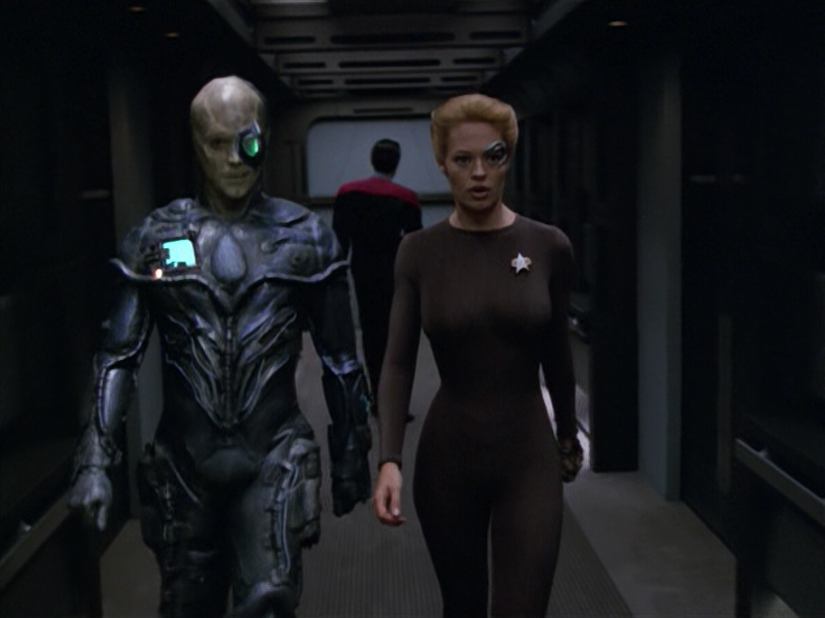 extant_StarTrek_VOY_5x02-Drone_03172.jpg