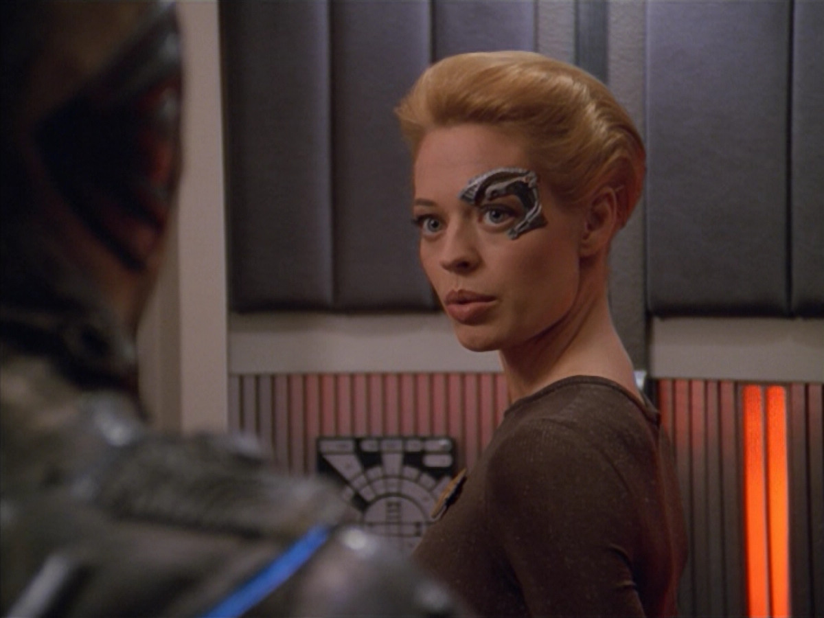 extant_StarTrek_VOY_5x02-Drone_03193.jpg