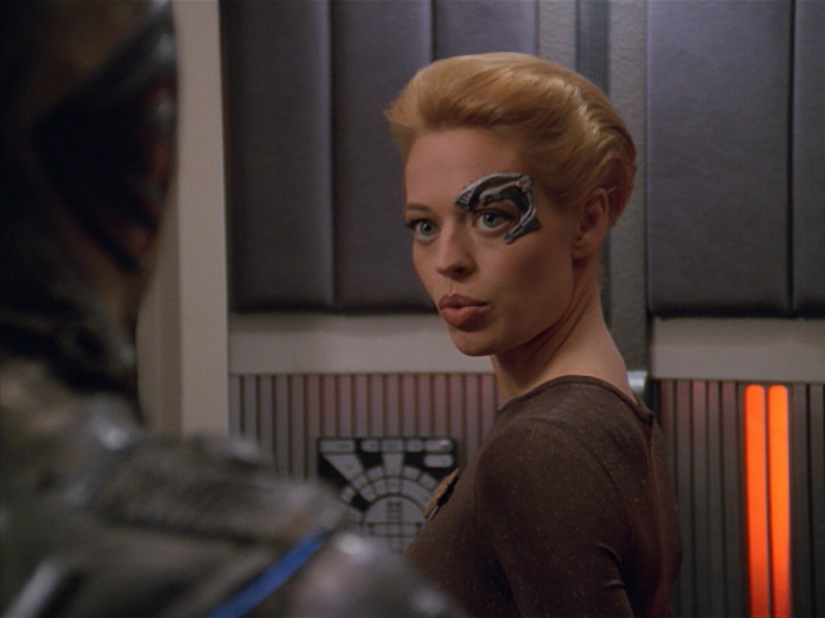 extant_StarTrek_VOY_5x02-Drone_03194.jpg