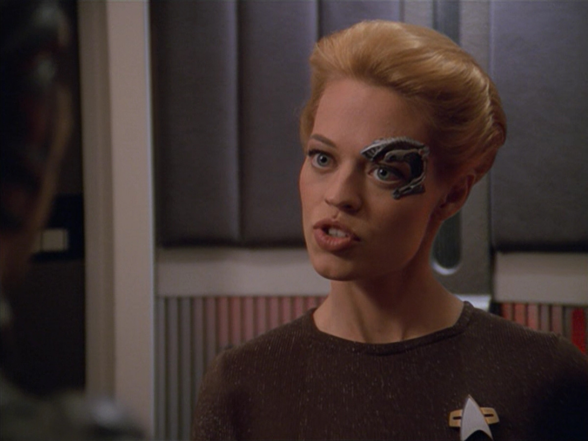 extant_StarTrek_VOY_5x02-Drone_03208.jpg