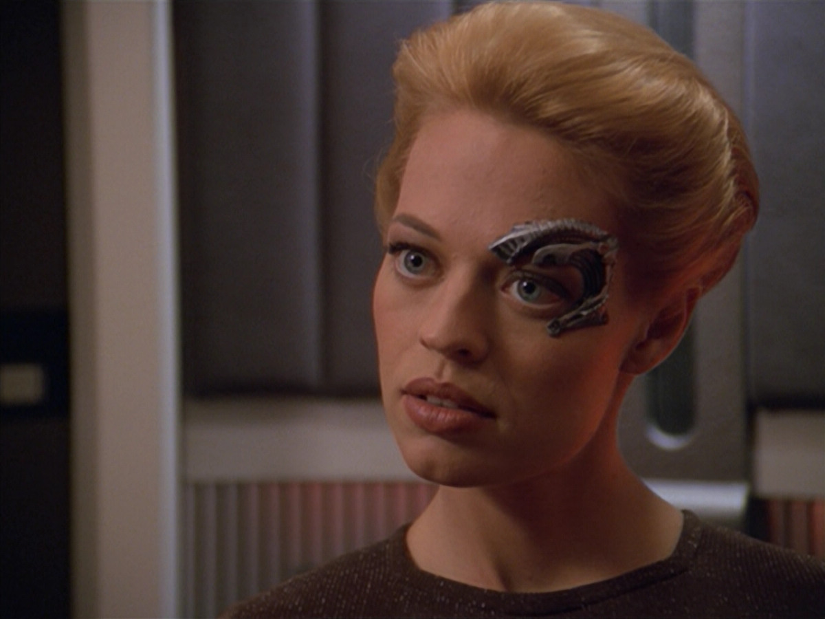 extant_StarTrek_VOY_5x02-Drone_03217.jpg