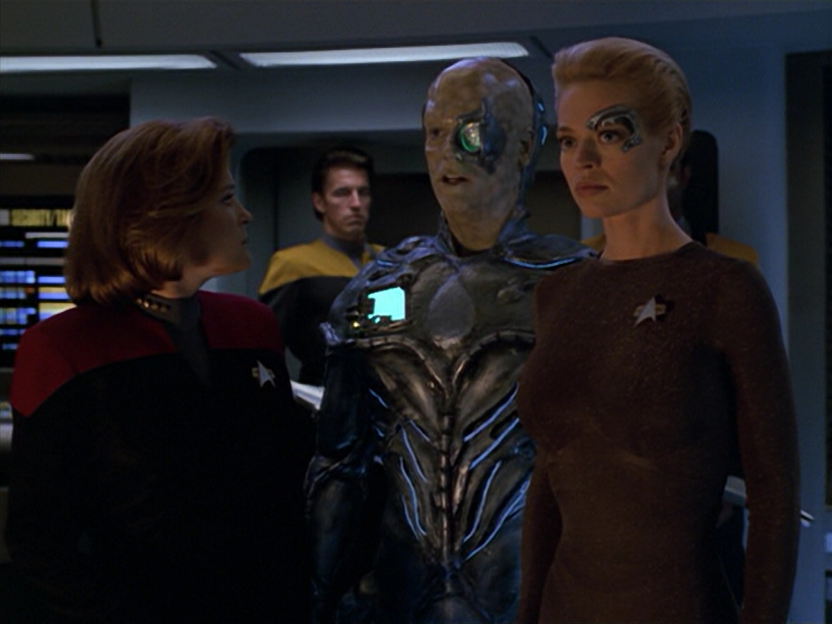extant_StarTrek_VOY_5x02-Drone_03252.jpg