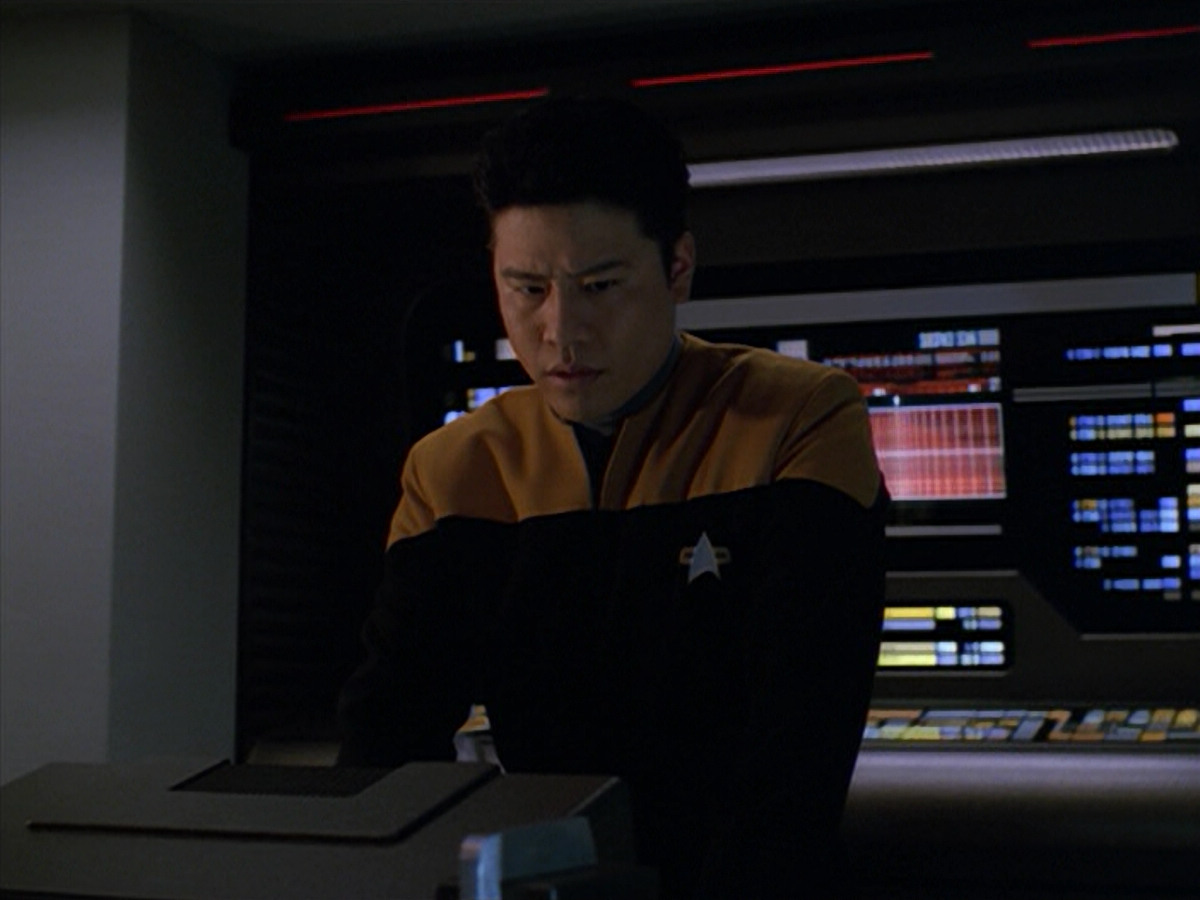 extant_StarTrek_VOY_5x02-Drone_03253.jpg