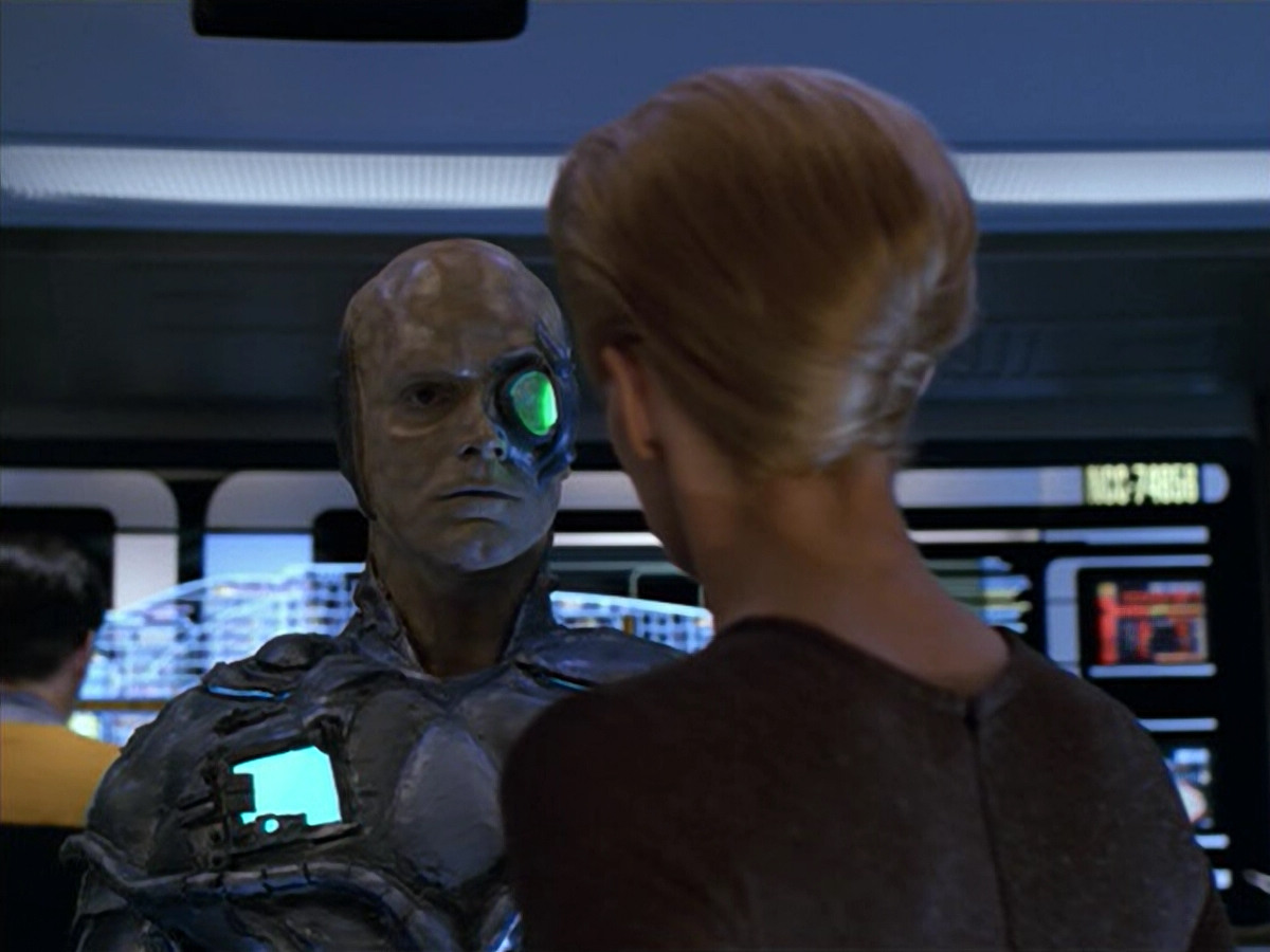 extant_StarTrek_VOY_5x02-Drone_03316.jpg