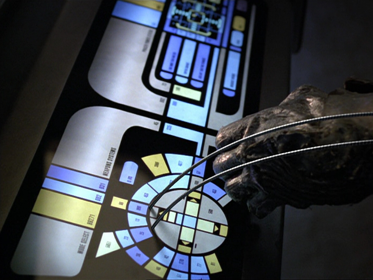 extant_StarTrek_VOY_5x02-Drone_03330.jpg