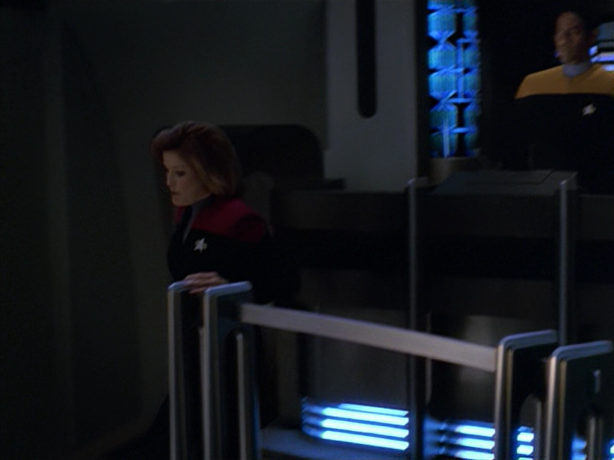 extant_StarTrek_VOY_5x02-Drone_03355.jpg