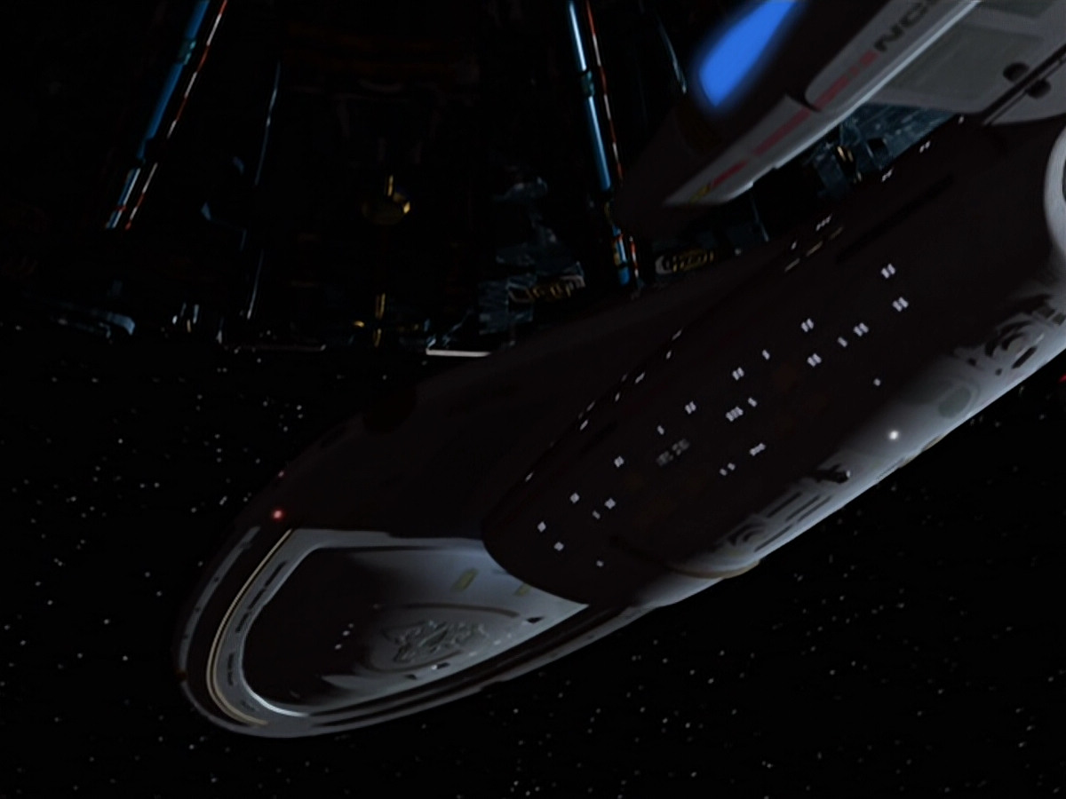 extant_StarTrek_VOY_5x02-Drone_03373.jpg