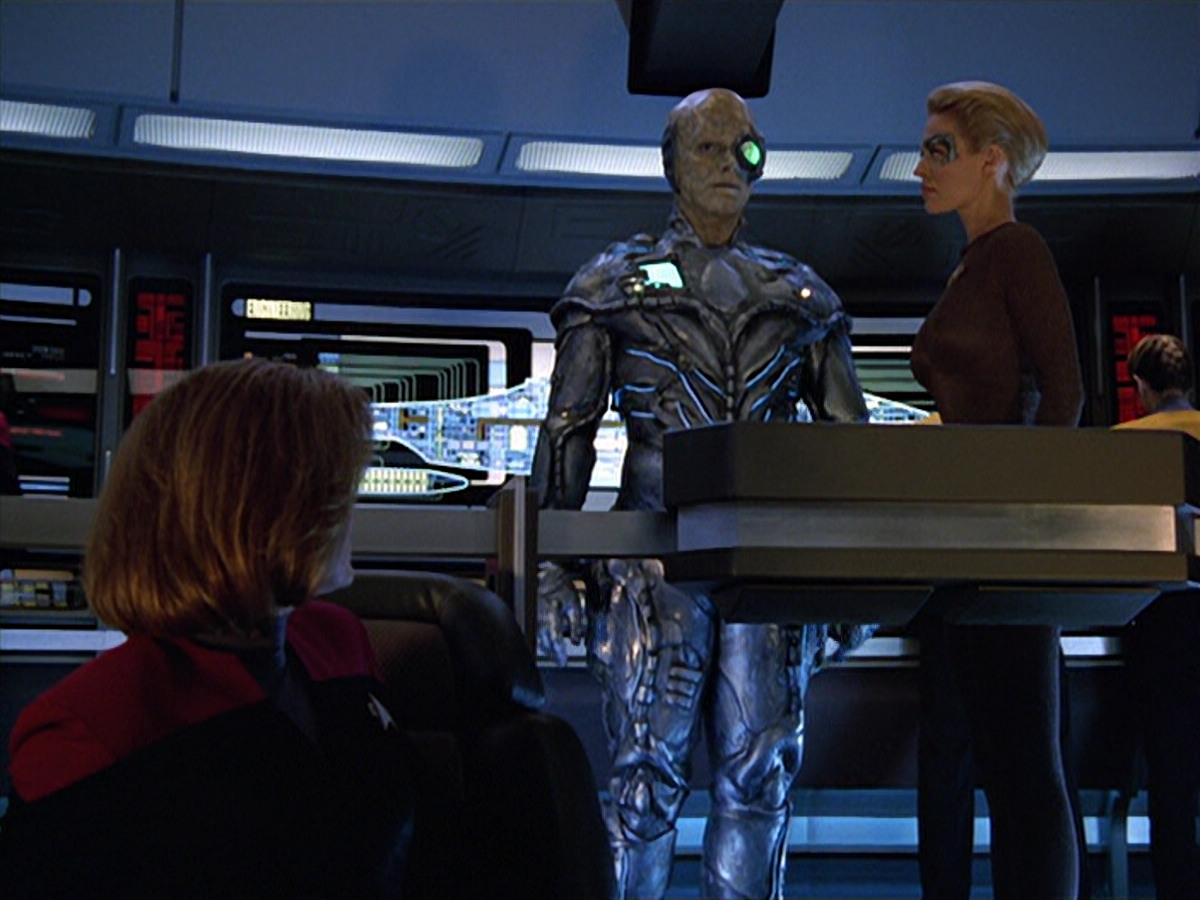 extant_StarTrek_VOY_5x02-Drone_03417.jpg
