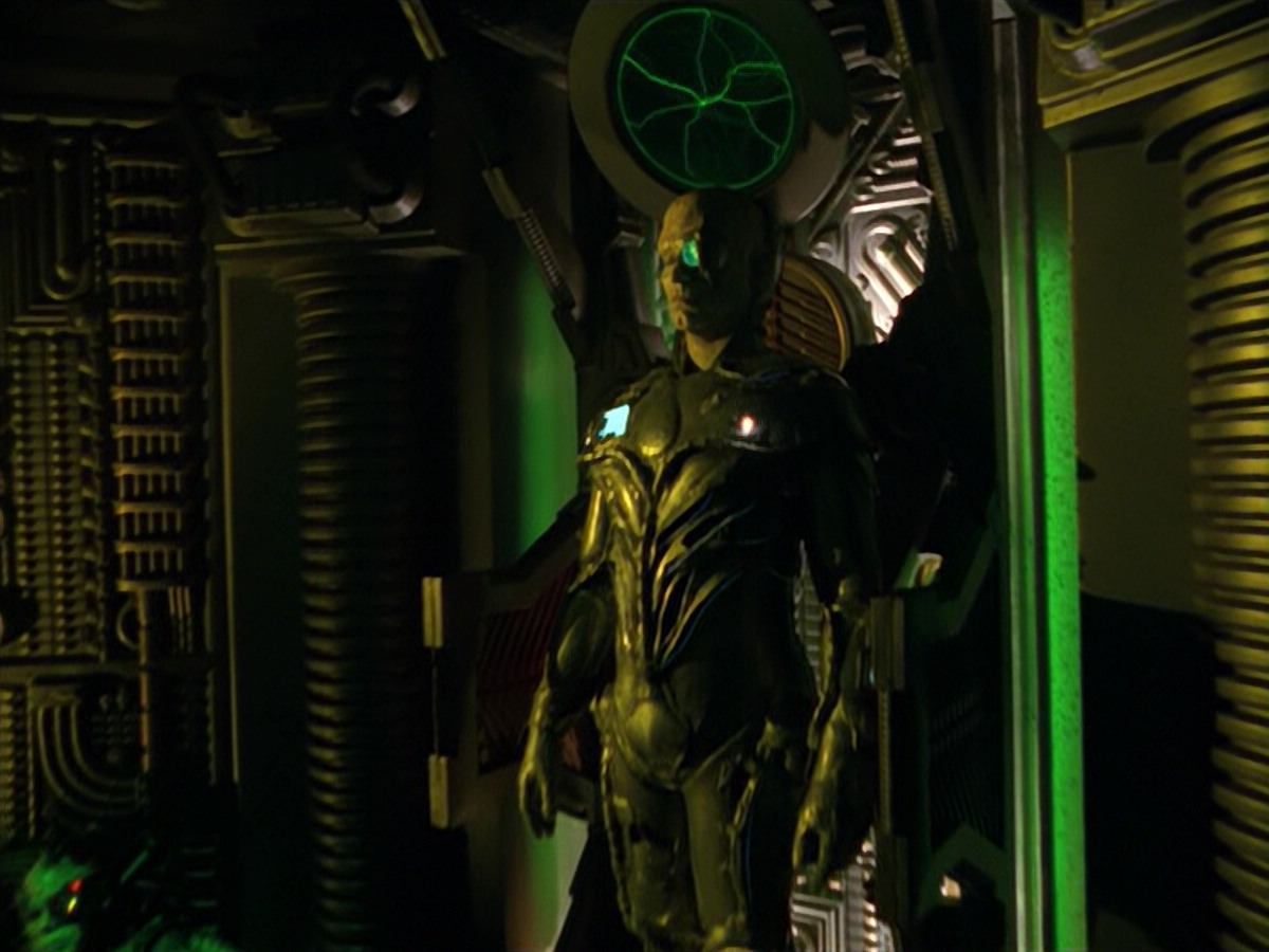 extant_StarTrek_VOY_5x02-Drone_03495.jpg