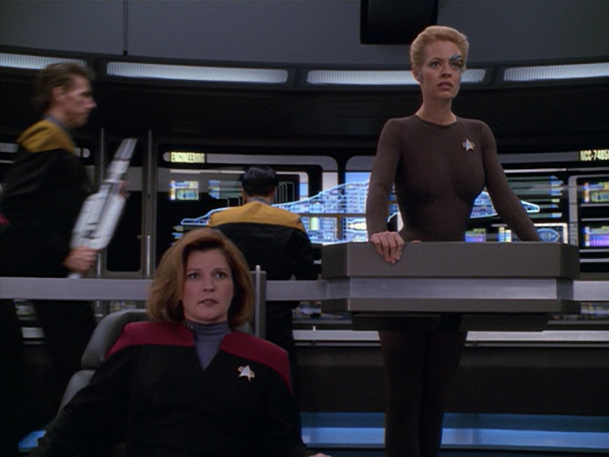 extant_StarTrek_VOY_5x02-Drone_03527.jpg