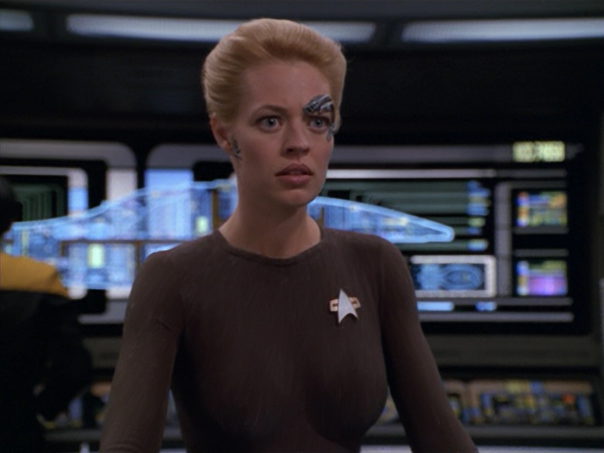 extant_StarTrek_VOY_5x02-Drone_03535.jpg