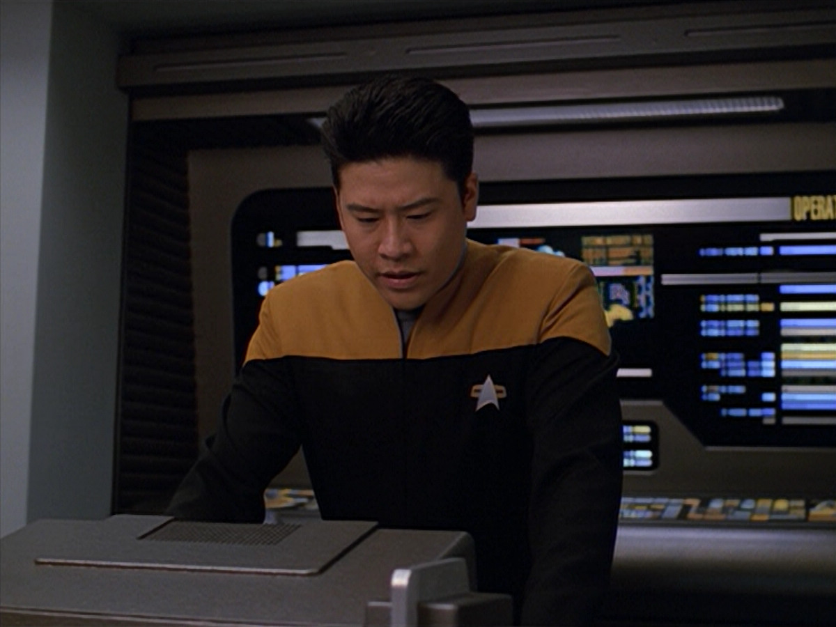 extant_StarTrek_VOY_5x02-Drone_03539.jpg