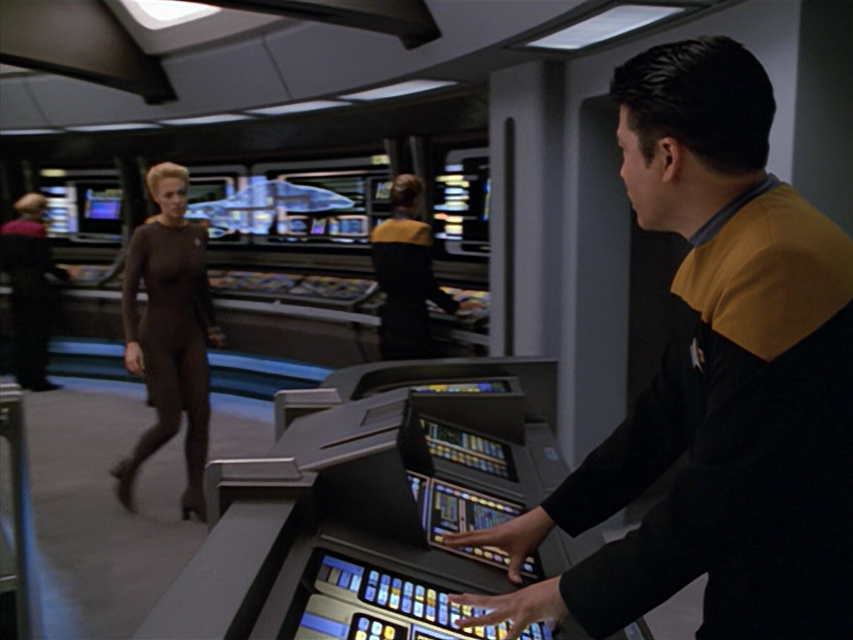 extant_StarTrek_VOY_5x02-Drone_03551.jpg