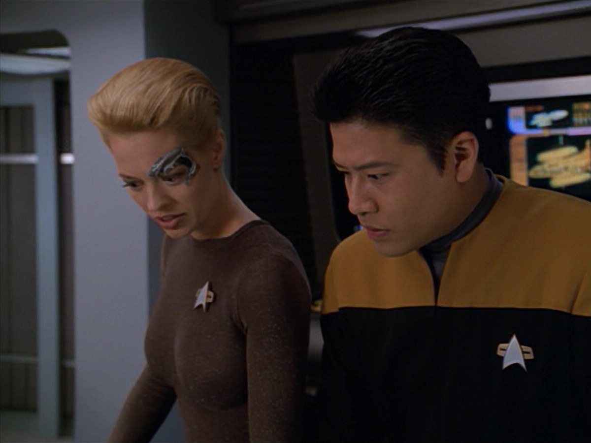 extant_StarTrek_VOY_5x02-Drone_03557.jpg