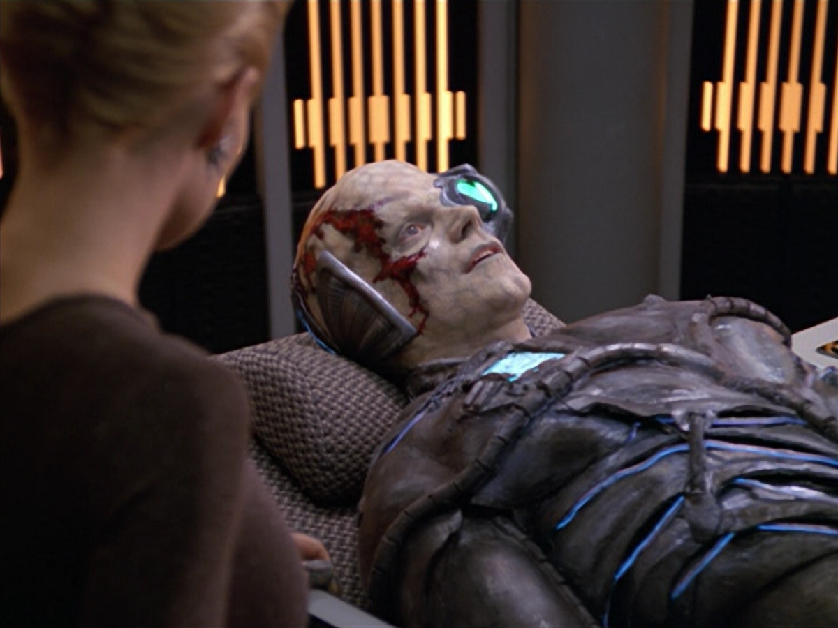 extant_StarTrek_VOY_5x02-Drone_03615.jpg