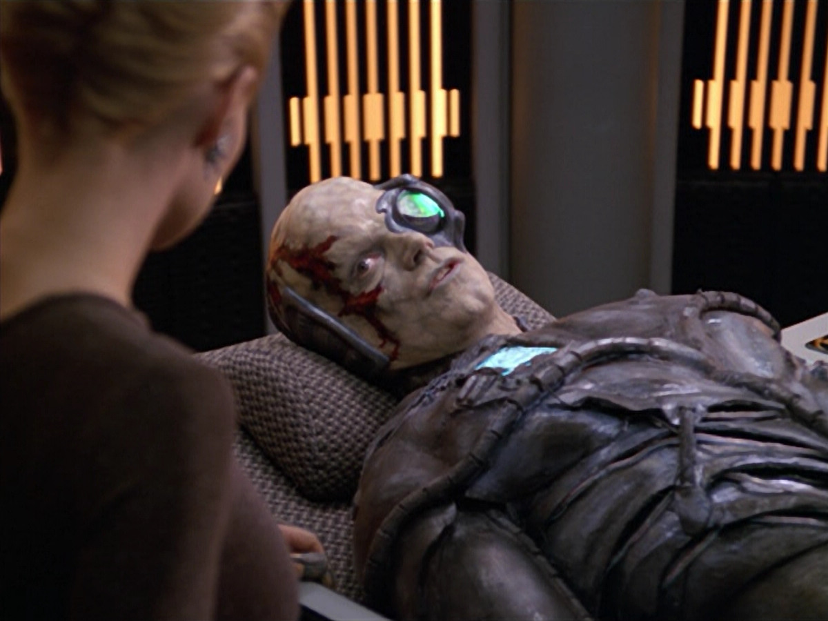 extant_StarTrek_VOY_5x02-Drone_03619.jpg