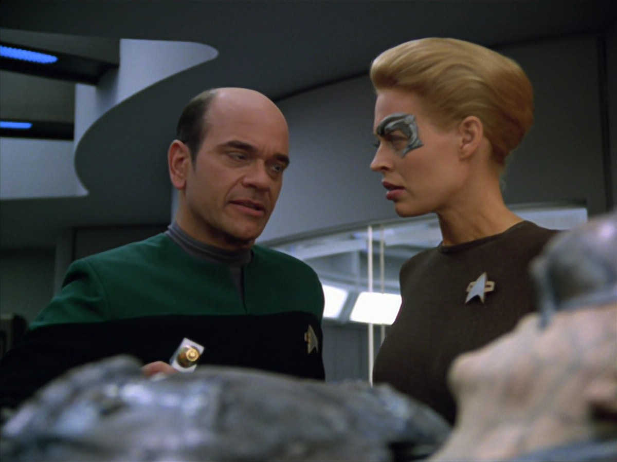 extant_StarTrek_VOY_5x02-Drone_03657.jpg