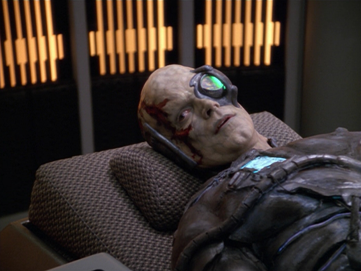 extant_StarTrek_VOY_5x02-Drone_03667.jpg