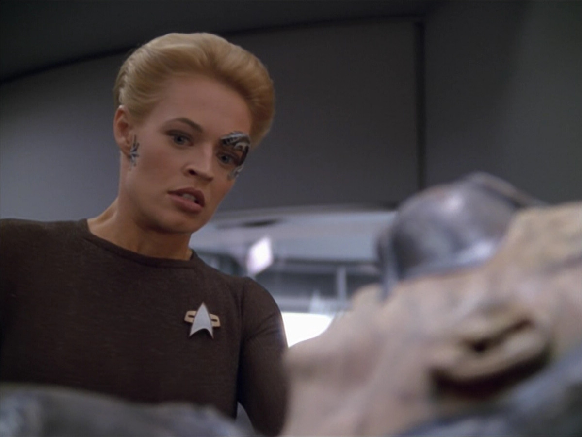 extant_StarTrek_VOY_5x02-Drone_03675.jpg