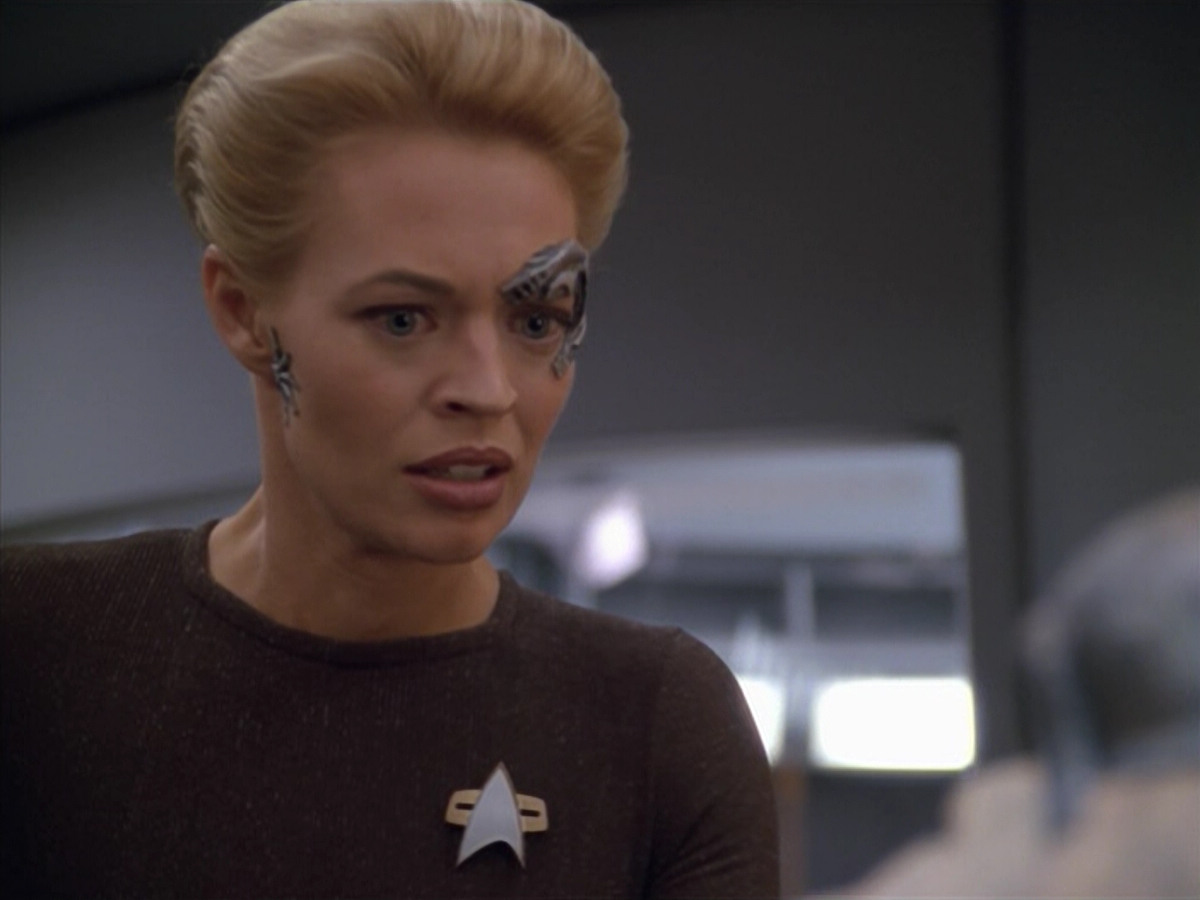 extant_StarTrek_VOY_5x02-Drone_03687.jpg