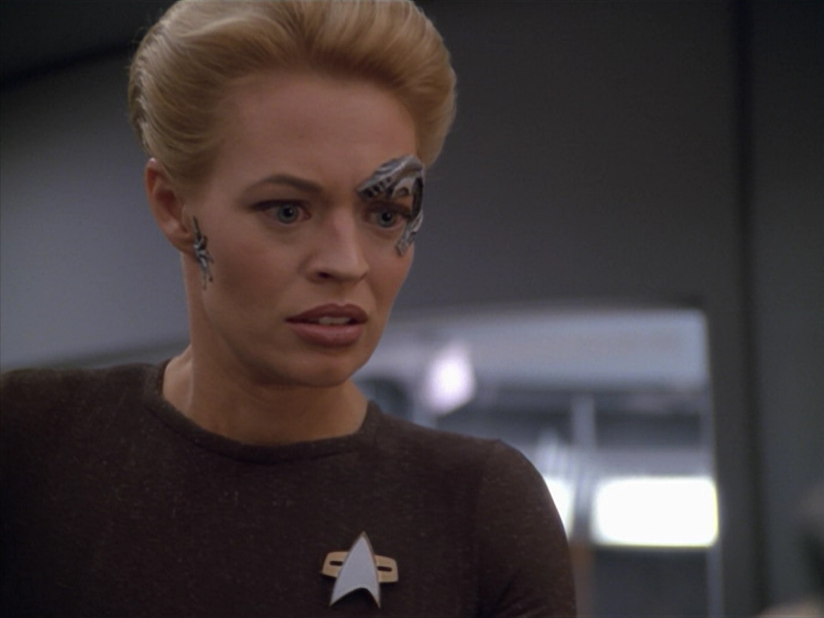 extant_StarTrek_VOY_5x02-Drone_03690.jpg